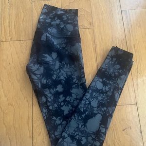 Lulu lemon leggings